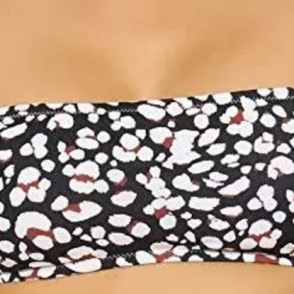 JESSICA Simpson Animal Print Bikini Swimsuit Top - Picture 3 of 8